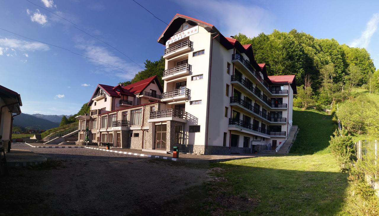 Hotel Floris Cheia  Εξωτερικό φωτογραφία