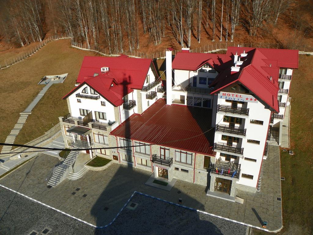 Hotel Floris Cheia  Εξωτερικό φωτογραφία