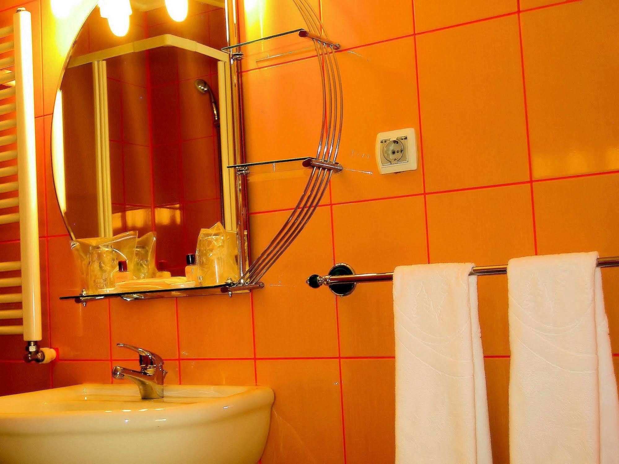 Hotel Floris Cheia  Εξωτερικό φωτογραφία
