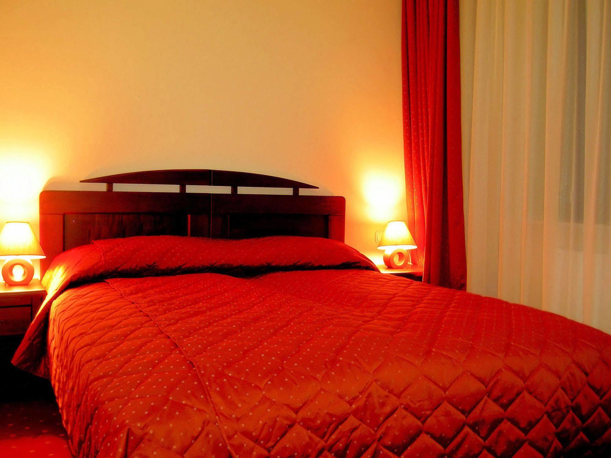 Hotel Floris Cheia  Εξωτερικό φωτογραφία