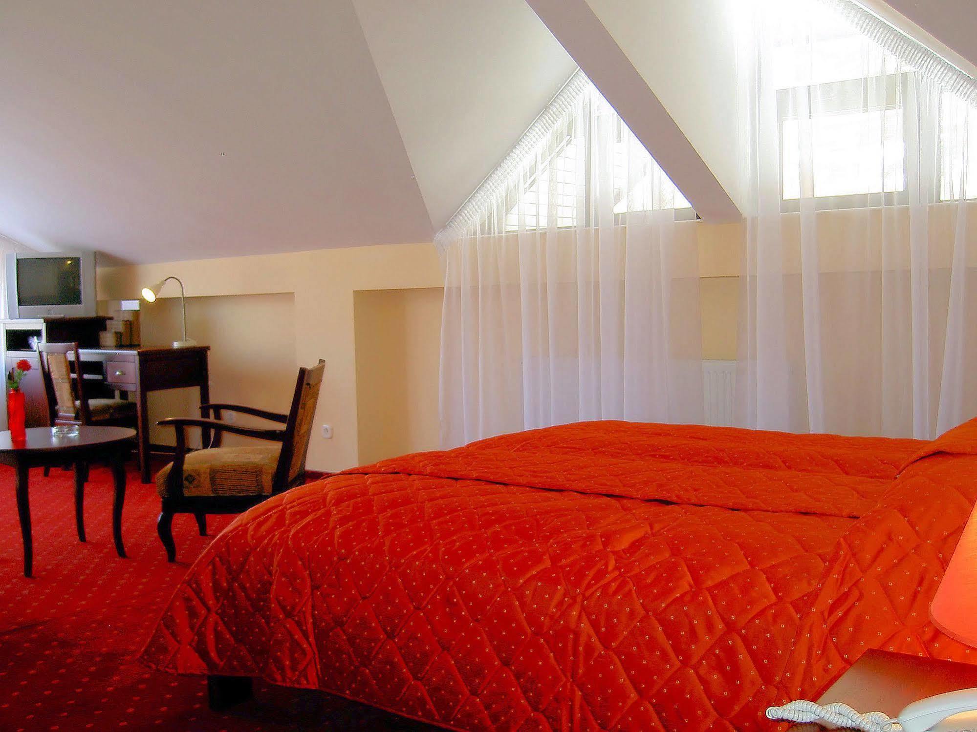 Hotel Floris Cheia  Εξωτερικό φωτογραφία